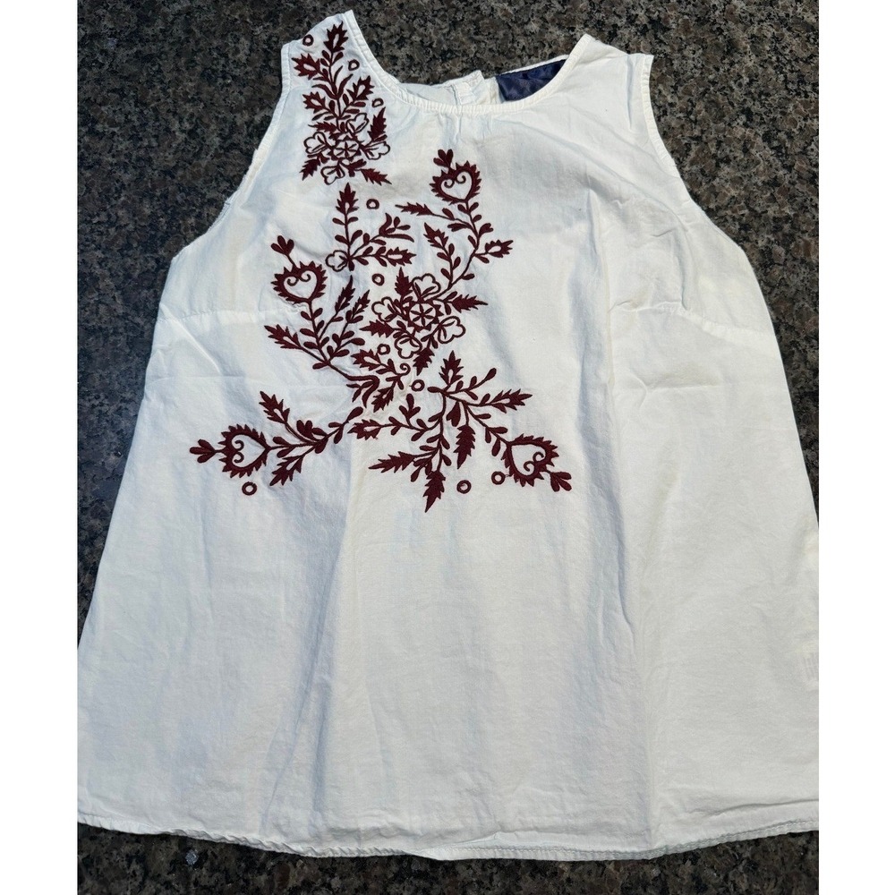 White Sleeveless Embroidered Floral Blouse Burgundy Cutout Back Cotton Top